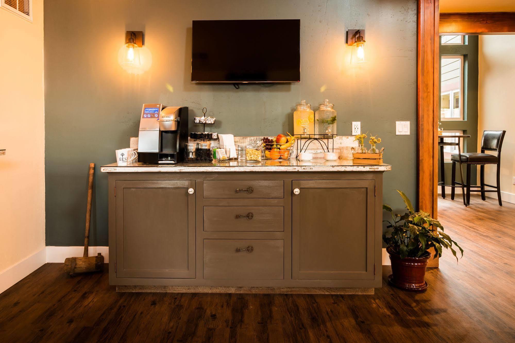 Rest, A Boutique Hotel Plymouth ภายนอก รูปภาพ